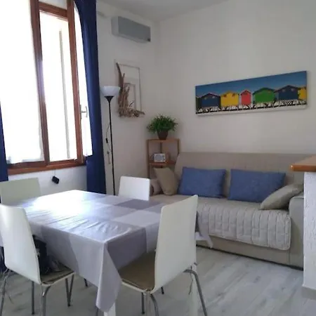 Apartment Bilocale Baia Santa Reparata
